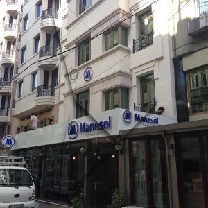 dis mekan tabela montaj ekibi dis mekan tabela montaj ekibi