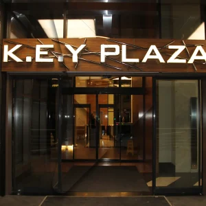 plaza girisi isikli tabela ornekleri plaza girisi isikli tabela ornekleri